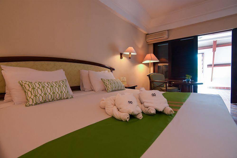 Jatinangor National Golf & Resort Buitenkant foto