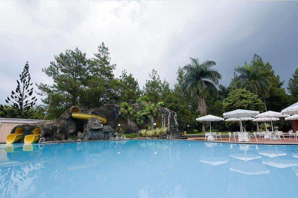 Jatinangor National Golf & Resort Buitenkant foto